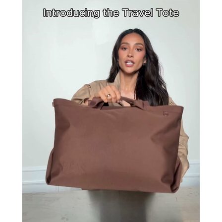 A UGC ad in which a creator introduces a travel tote