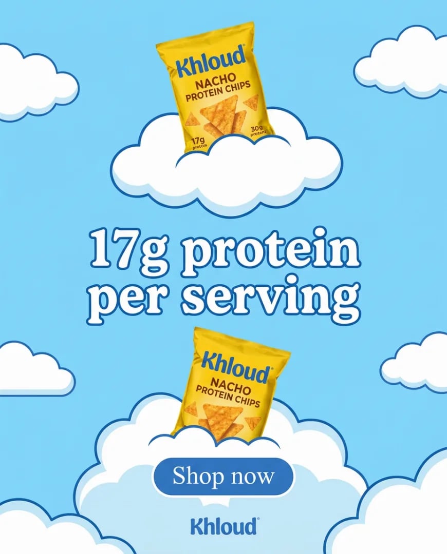 A static ad Selzee made for Khloud: 17g protein per serving, with two bags of protein chips floating in clouds