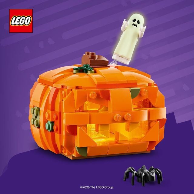 LEGO's square Pin of a brick-built pumpkin